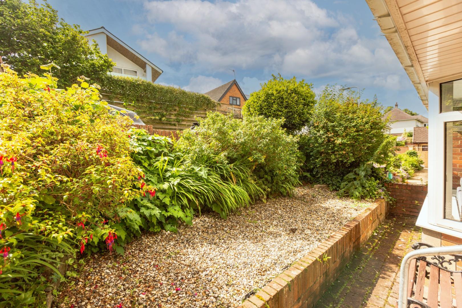 Overland Close, Mumbles, Swansea, SA3 4LR